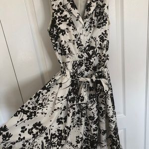 Sleeveless Floral A-line Dress